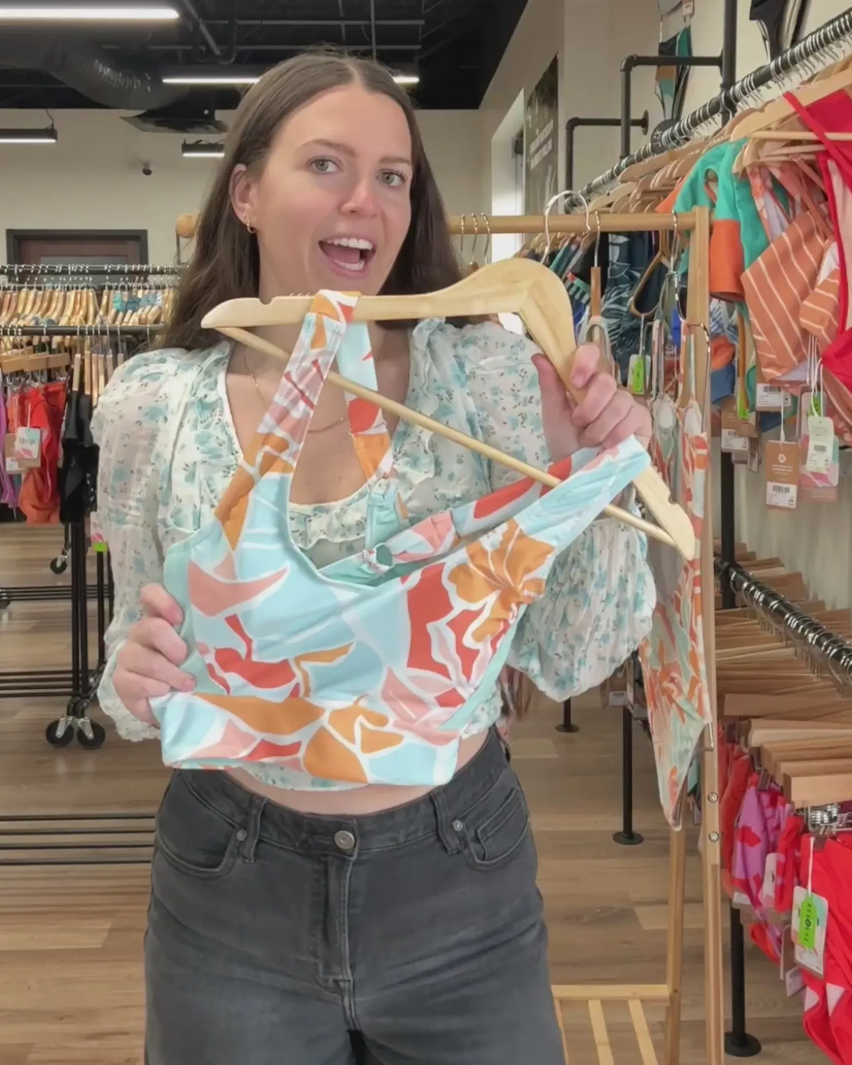 Nani Swimwear Swim Tops|Underwire V-Neck Crop