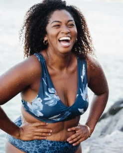 Nani Swimwear Swim Tops|Switch V Crop